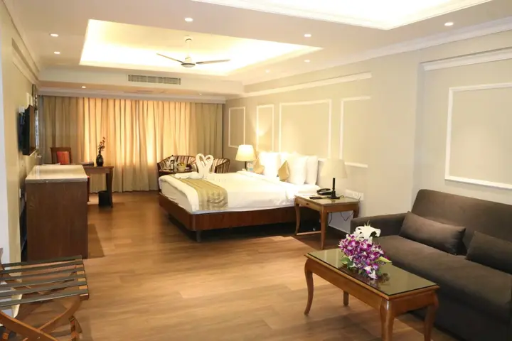 Бхубанешвар: Hotel Swosti Premium