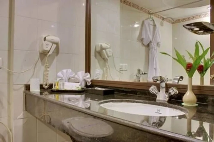 Бхубанешвар: Hotel Swosti Premium