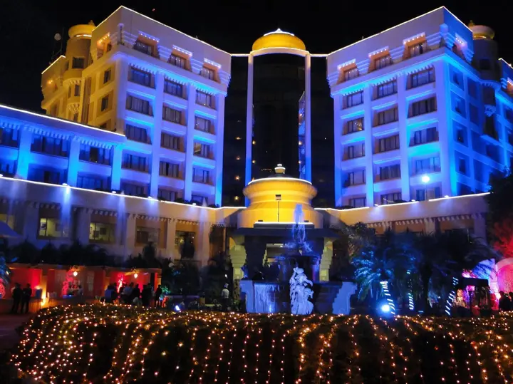 Бхубанешвар: Hotel Swosti Premium
