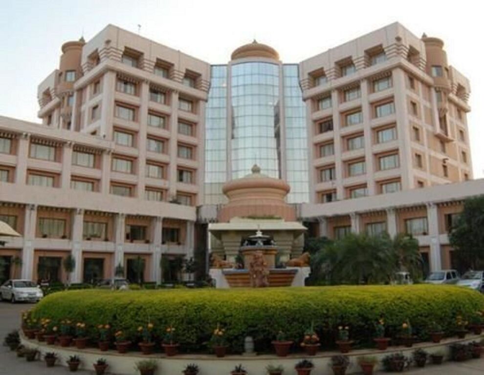 Бхубанешвар: Hotel Swosti Premium