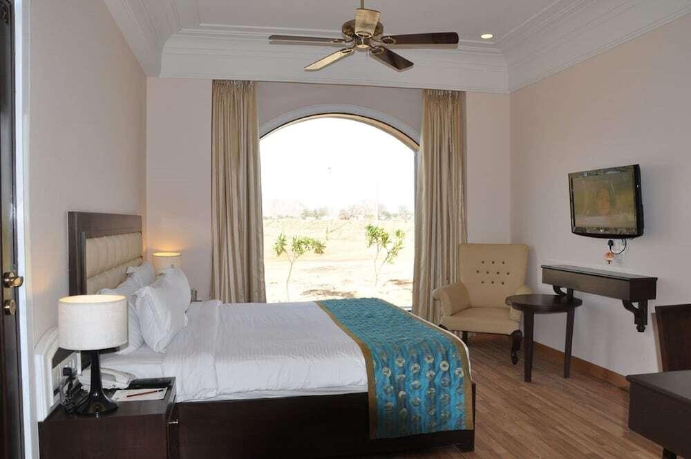 Джайпур: Cambay Resort Jamdoli