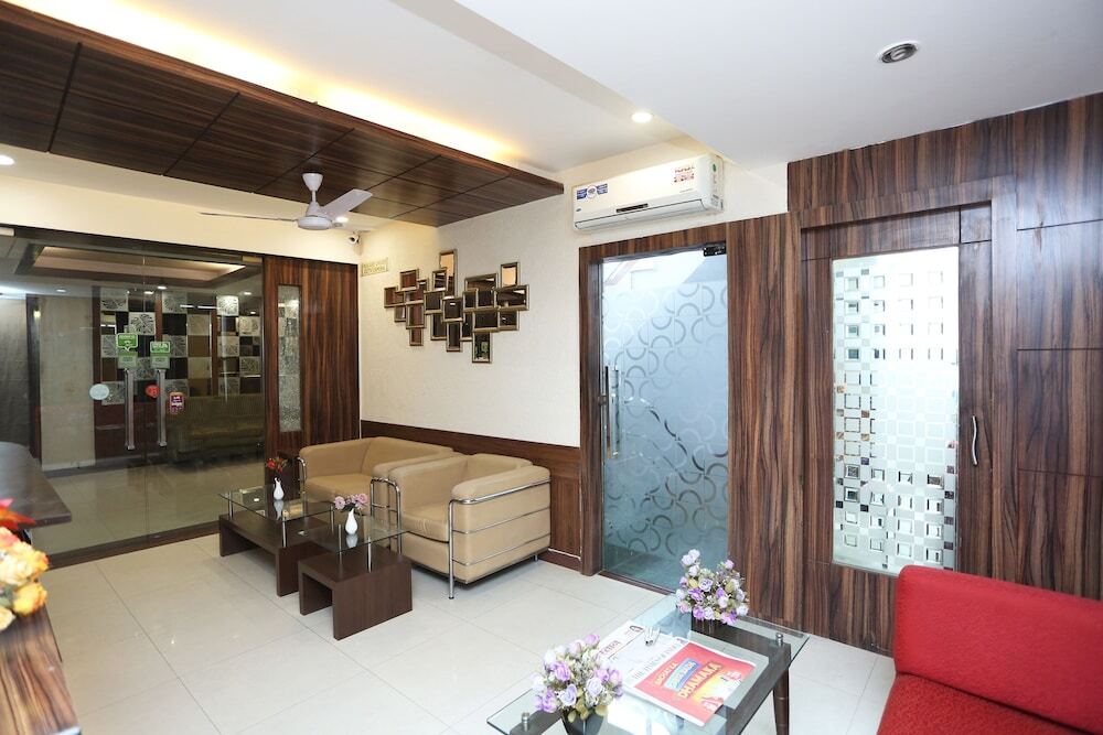 Агра: OYO 11577 Hotel Crystal Retreat