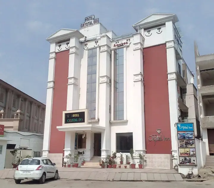 Агра: Crystal Inn