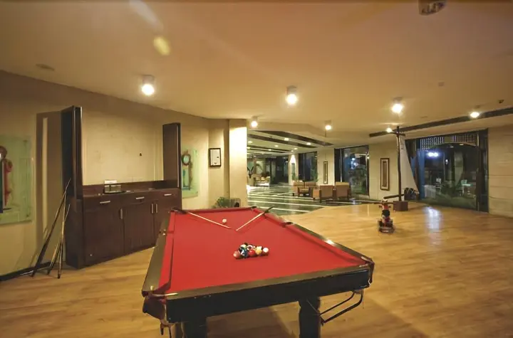 Манали: The River Crescent Resort
