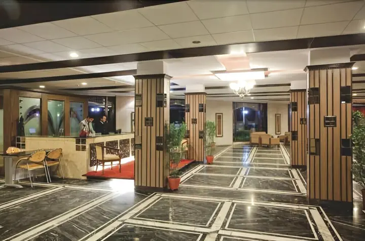 Манали: The River Crescent Resort