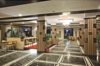 Манали: The River Crescent Resort
