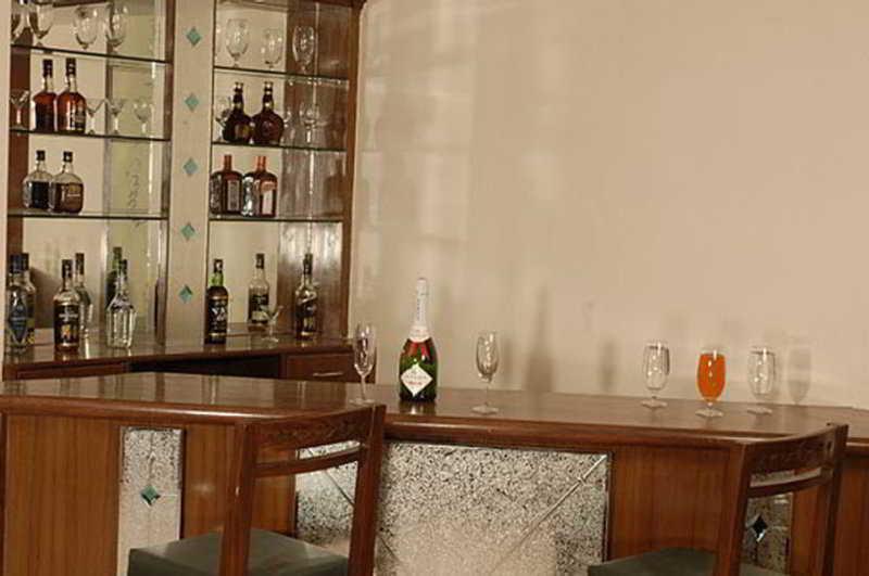 Манали: The River Crescent Resort