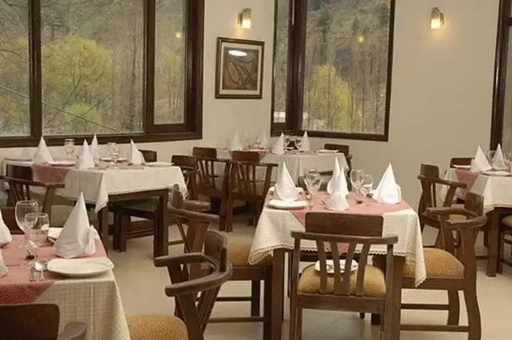 Манали: The River Crescent Resort