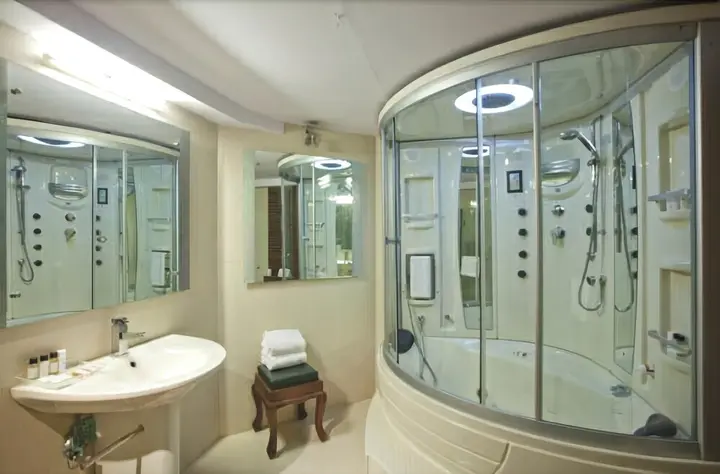 Манали: The River Crescent Resort
