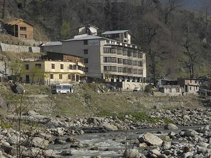 Манали: The River Crescent Resort