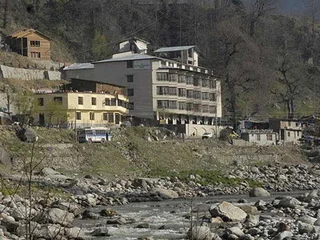 Манали: The River Crescent Resort