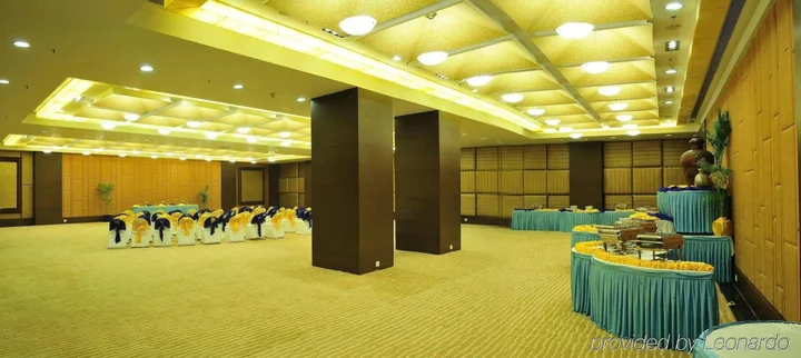 Ахмедабад: Cambay Grand