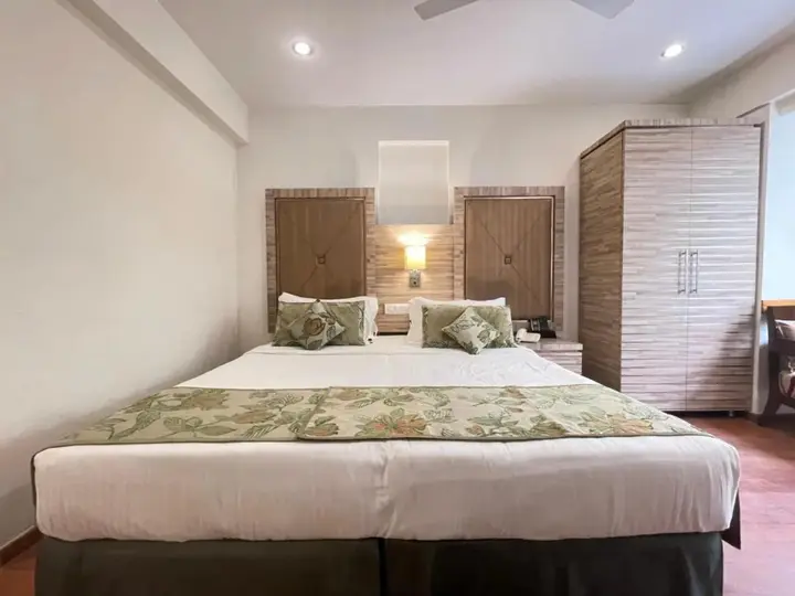 Агра: Surasena Regal Vista Agra