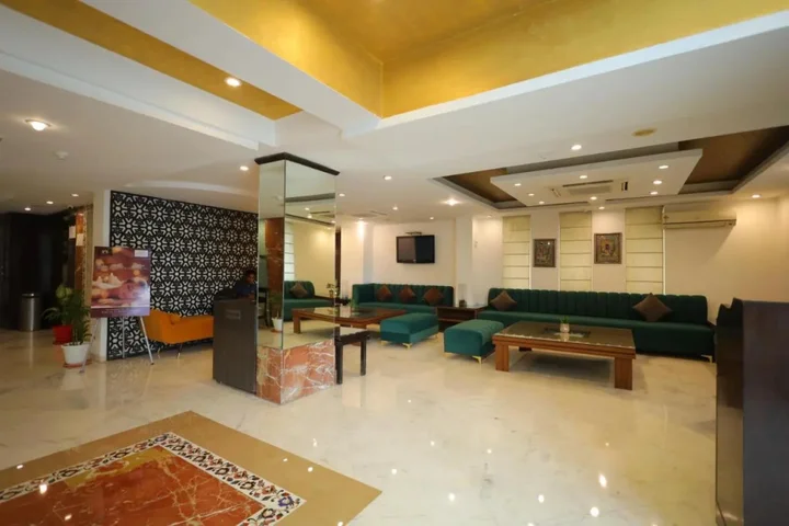 Агра: Surasena Regal Vista Agra