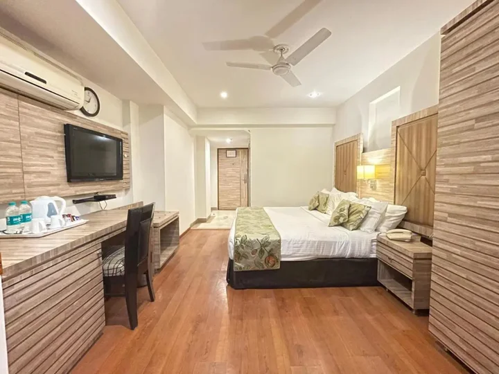Агра: Surasena Regal Vista Agra