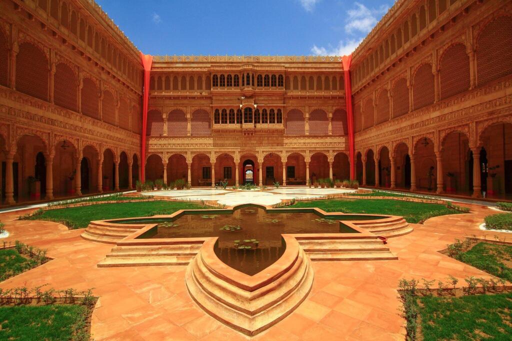 Джайсалмер: Suryagarh
