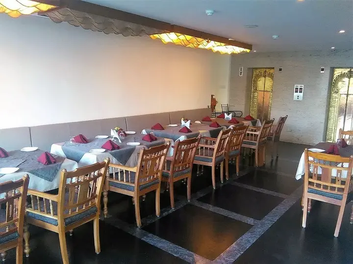 Коччи: The Woods Manor MG Road