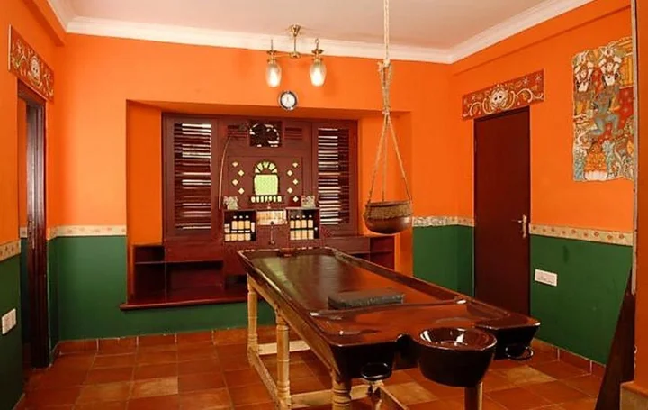 Коччи: The Woods Manor MG Road