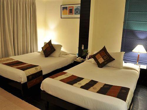 Бангалор: Sterling Suites - Langford Town