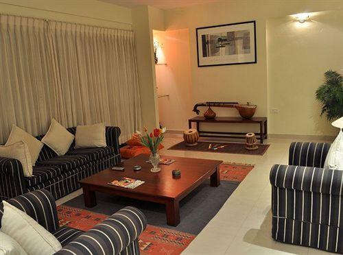 Бангалор: Sterling Suites - Langford Town