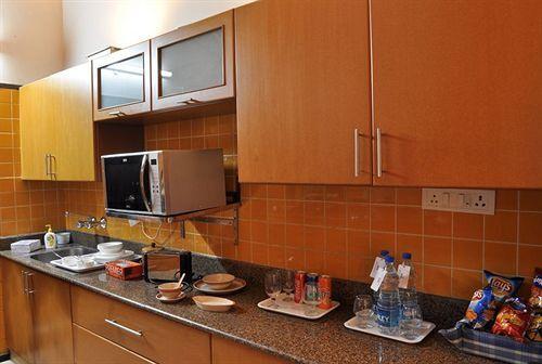 Бангалор: Sterling Suites - Langford Town