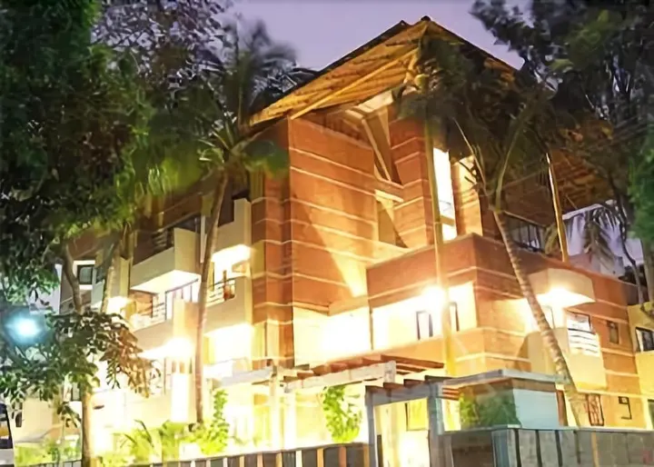 Бангалор: Sterling Suites - Langford Town