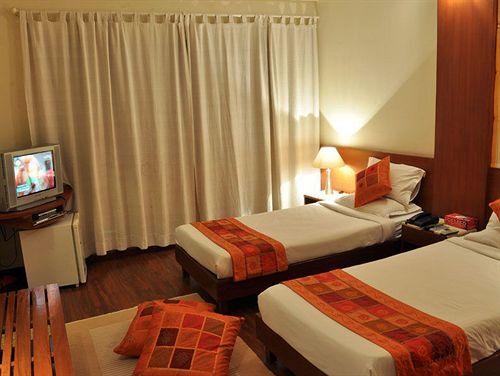 Бангалор: Sterling Suites - Langford Town