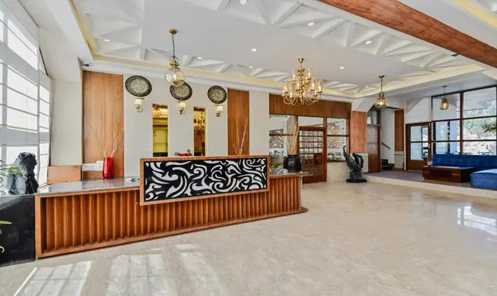Манали: Hotel Snowcrests Manor