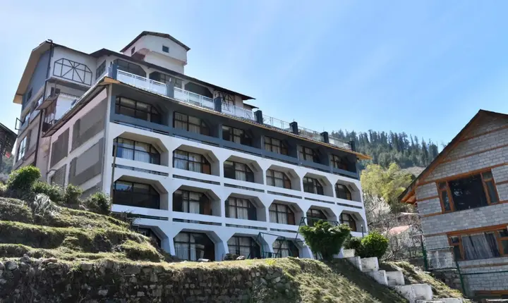 Манали: Hotel Snowcrests Manor