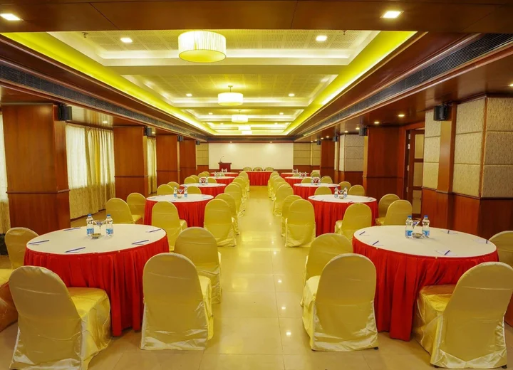 Тируванантапурам: Classic Sarovar Portico Thiruvananthapuram