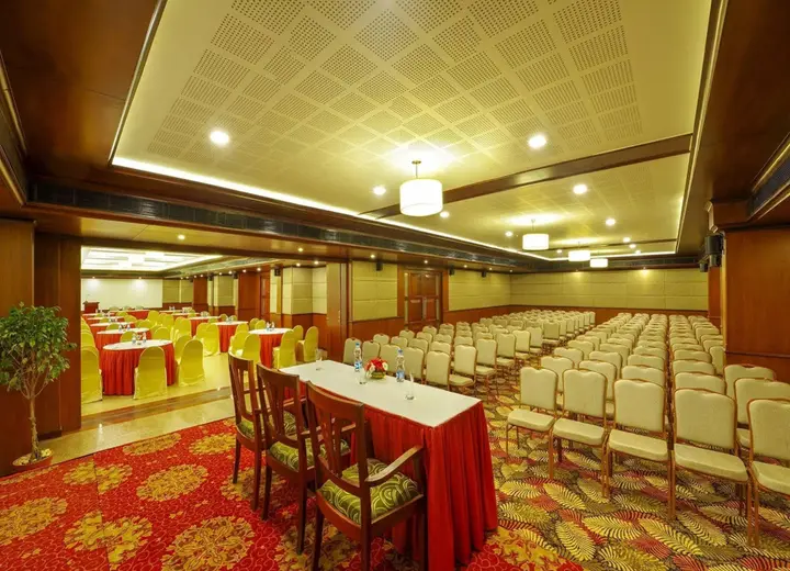 Тируванантапурам: Classic Sarovar Portico Thiruvananthapuram