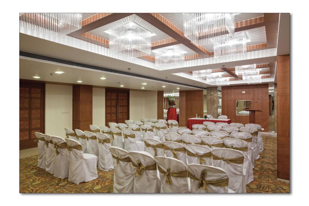 Ахмедабад: BloomSuites Ahmedabad