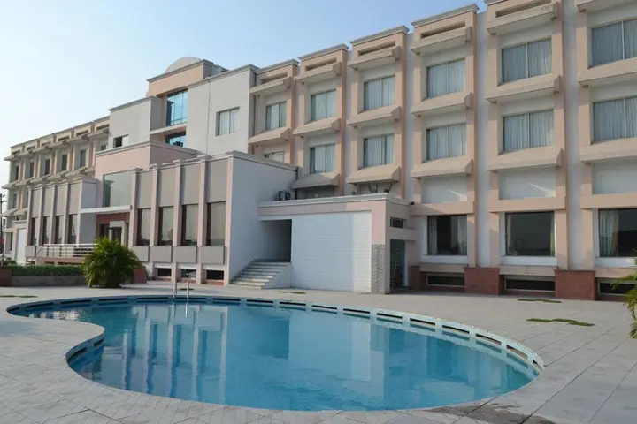 Барейлли: Sobti Continental Bareilly