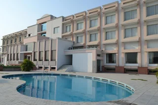 Барейлли: Sobti Continental Bareilly