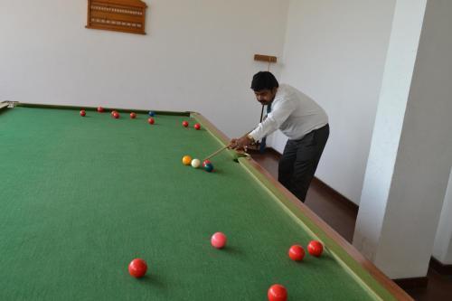 Барейлли: Sobti Continental Bareilly