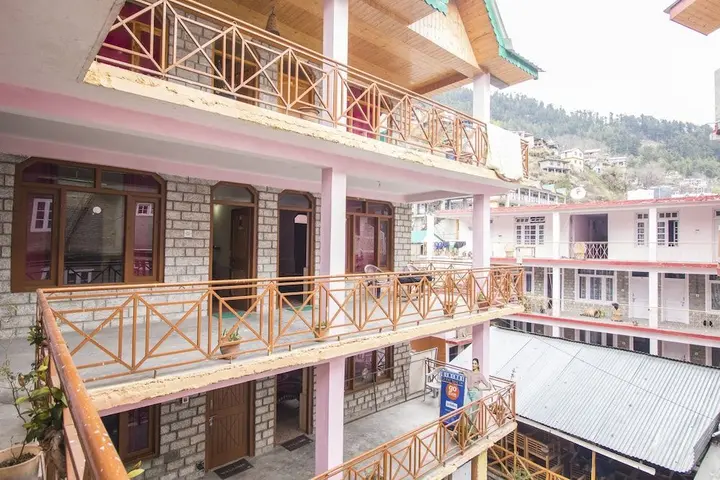Манали: Giriraj Guest House