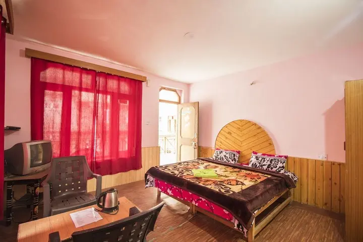 Манали: Giriraj Guest House