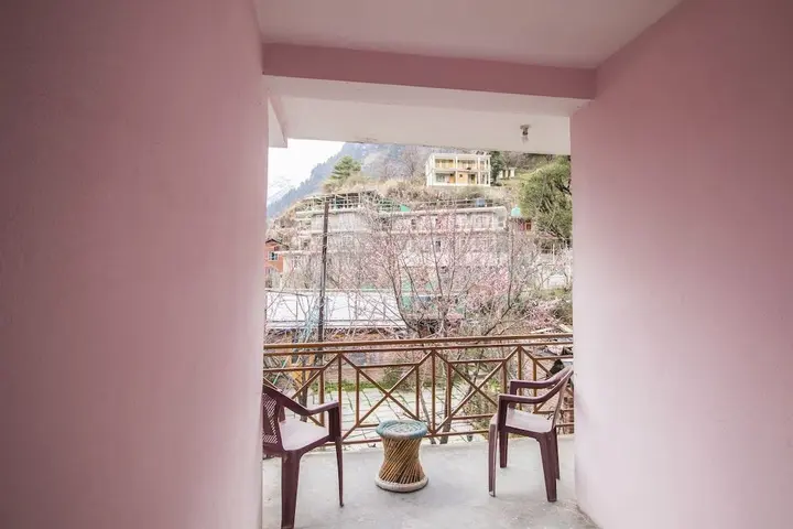 Манали: Giriraj Guest House