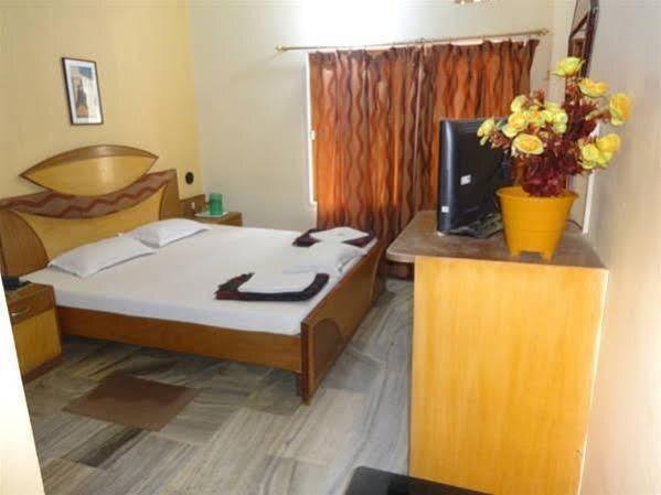 Пури: Hotel Suv Palace