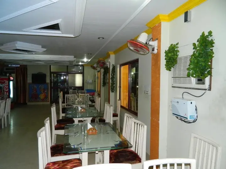 Пури: Hotel Raj
