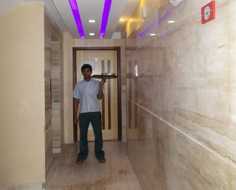 Нью-Дели: Hotel Hridey Dx