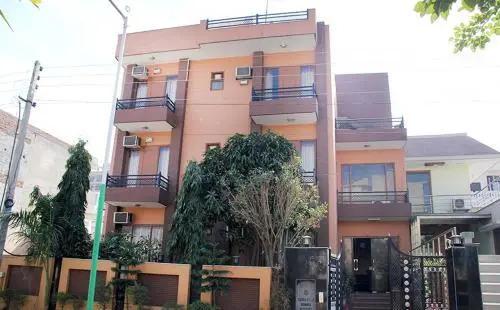 Гуруграм: Hotel Ganga Villa