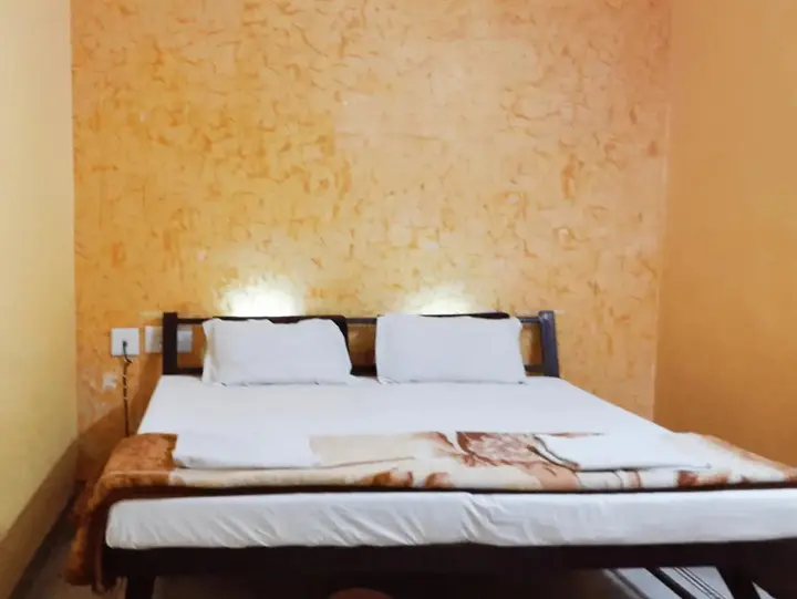 Джайпур: New India Guest House