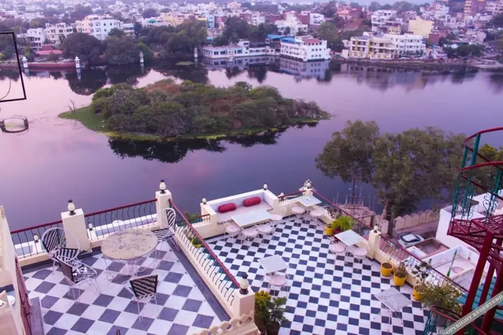 Удаипур: Hotel Mewari Villa Udaipur