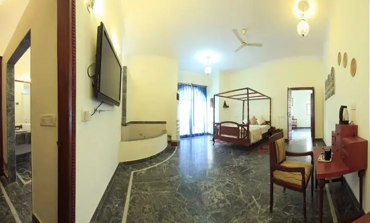 Навалгарх: Sara Vilas Hotel