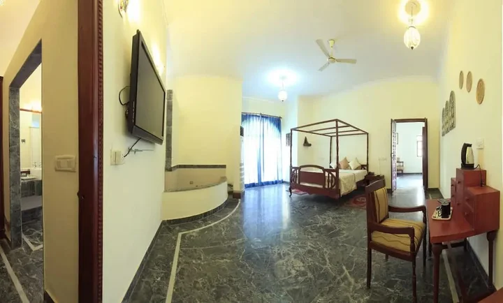 Навалгарх: Sara Vilas Hotel