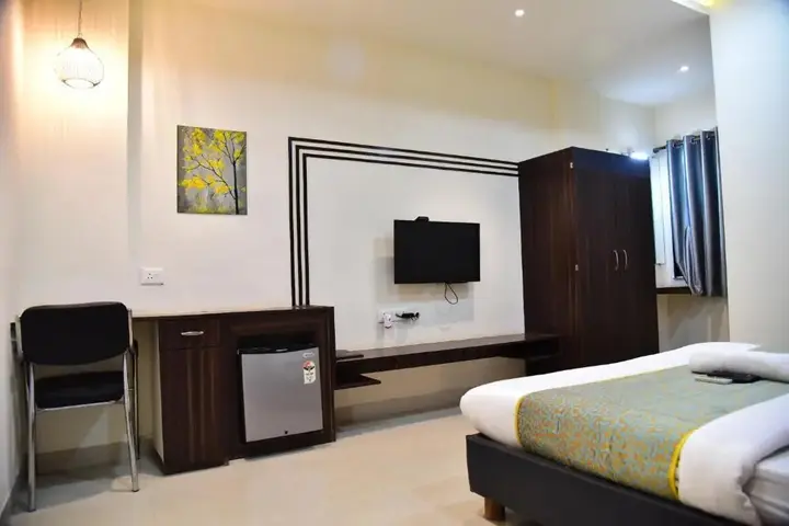 Нагпур: Hotel Gayatri Inn