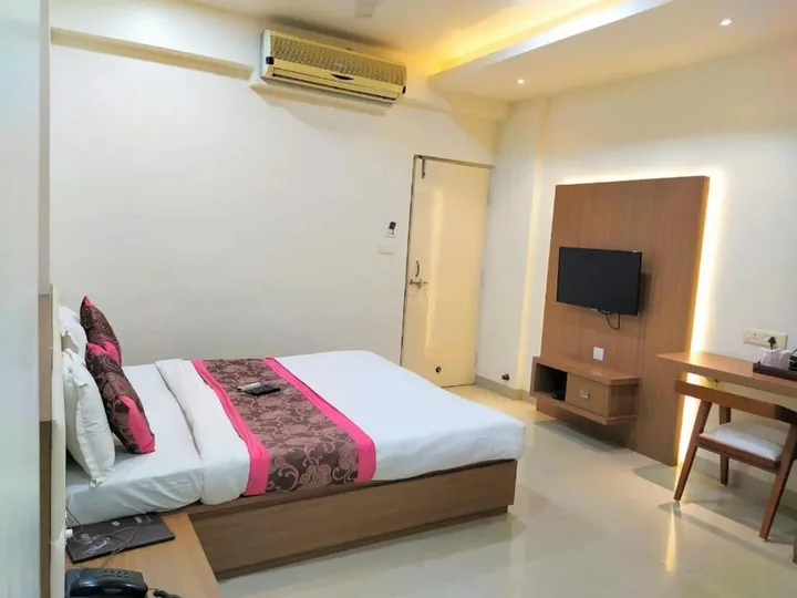 Нагпур: Hotel Gayatri Inn