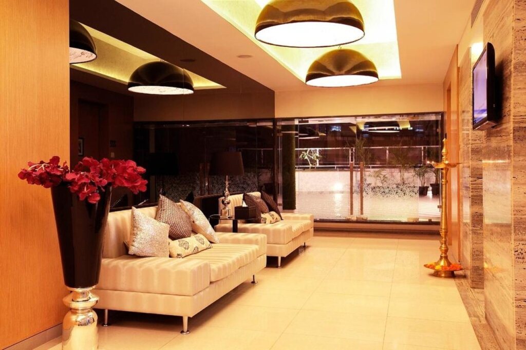 Mumbai Metro - The Executive Hotel — фото 2