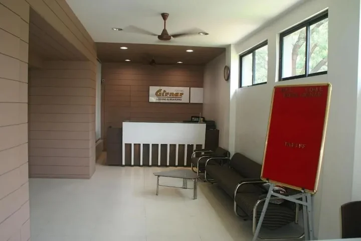 Аурангабад: Hotel Girnar